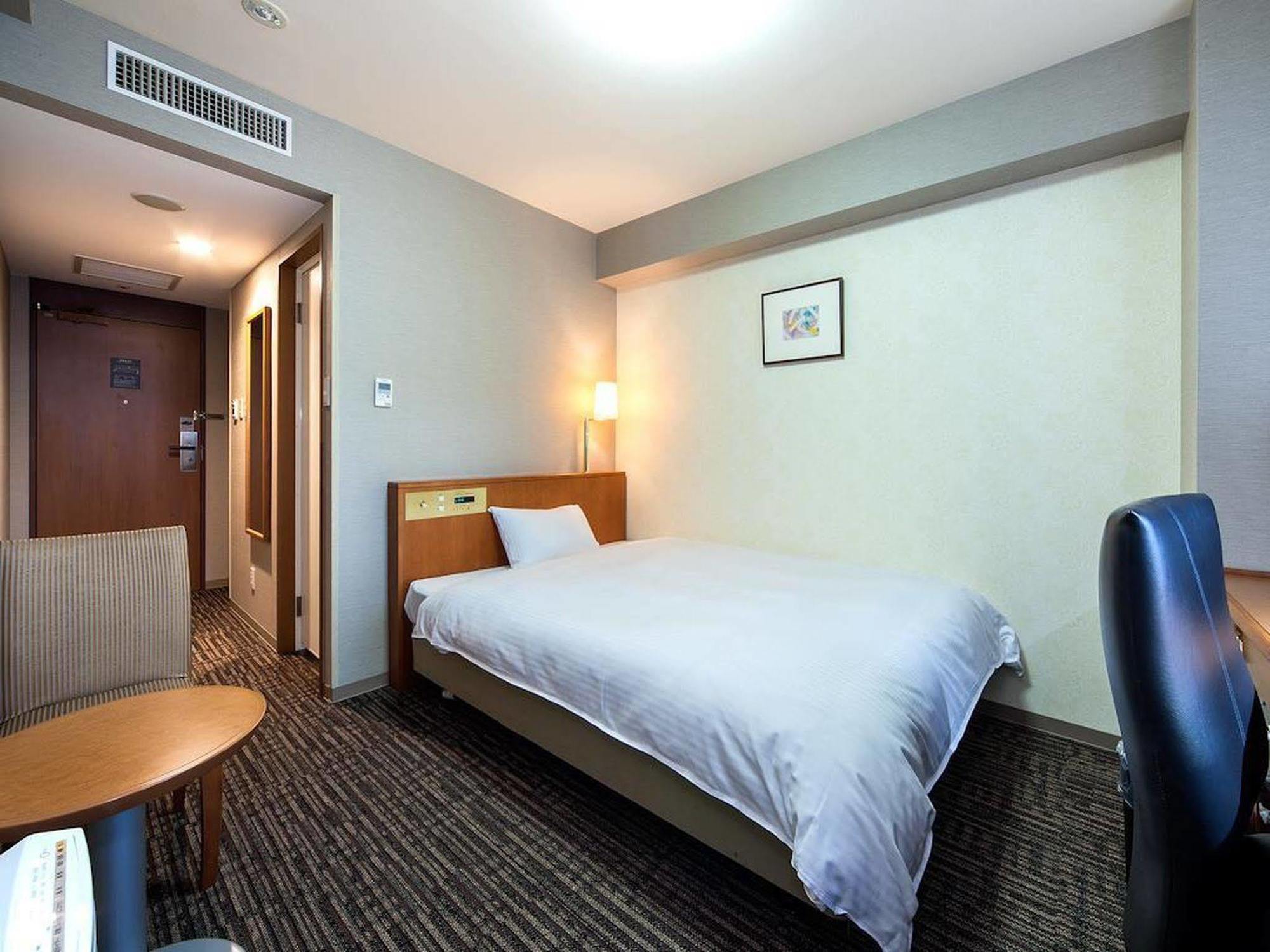 Daiwa Roynet Hotel Toyama Station Eksteriør billede